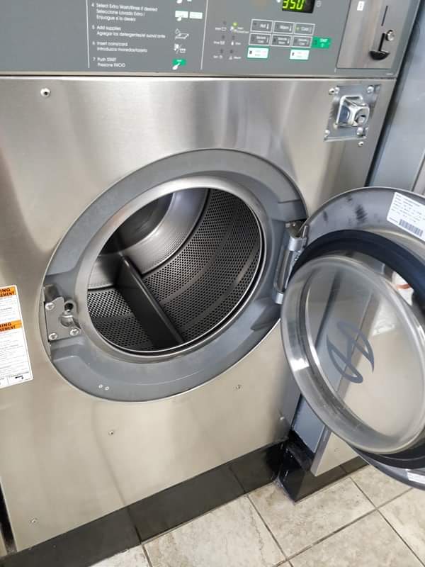 Laundromat Picture